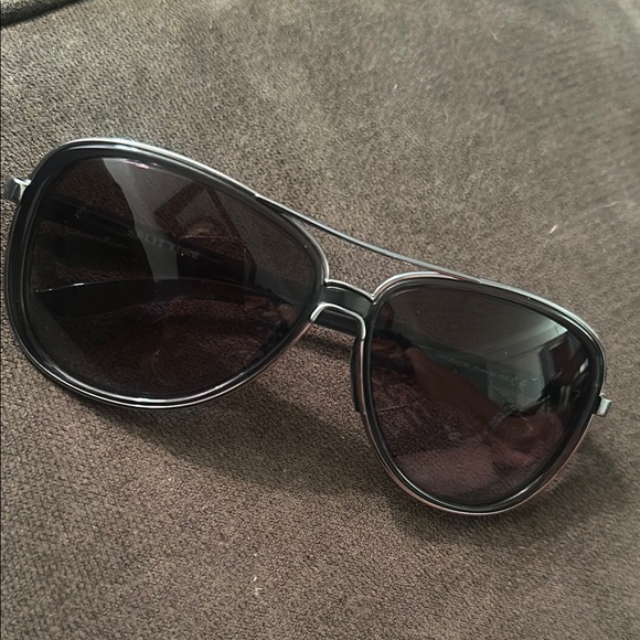 Oakley Black Sunglasses - Picture 6 of 8